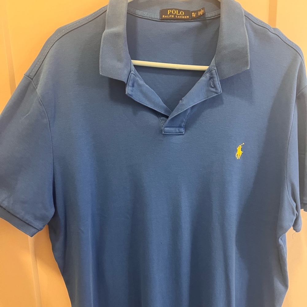 Men’s polo